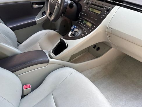 Used 2011 Toyota Prius Four FWD image 30