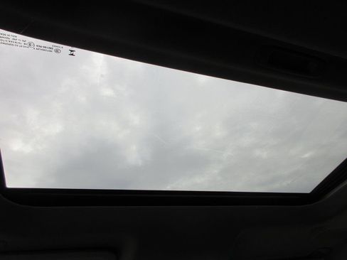 New 2026 GMC Sierra 3500 SLT w/ SLT Premium Package image 17