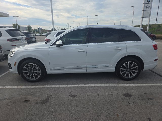 Used 2018 Audi Q7 3.0T Premium Plus w/ Premium Plus Package AWD/4WD image 4