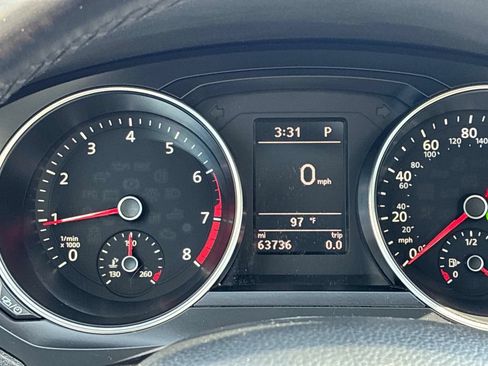 Used 2017 Volkswagen Jetta SE FWD image 26