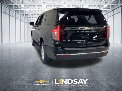Used 2024 Chevrolet Suburban LT AWD/4WD image 8