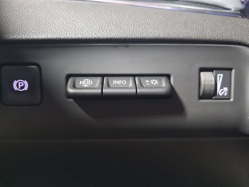 Used 2023 Buick Enclave Premium w/ Experience Buick Package AWD/4WD image 30
