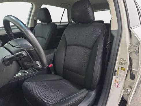 Used 2015 Subaru Outback 2.5i Premium AWD/4WD image 14