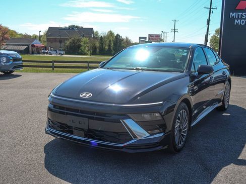 Used 2025 Hyundai Sonata SEL FWD image 6