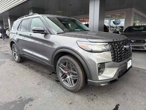 New 2026 Ford Explorer ST image 1