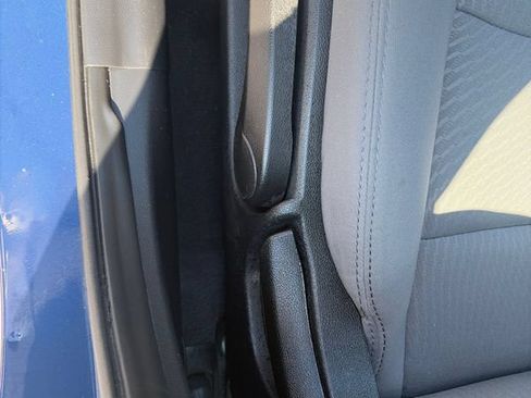Used 2016 Hyundai Elantra SE FWD image 25