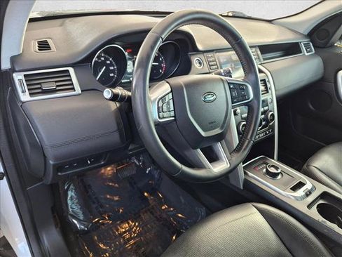 Used 2018 Land Rover Discovery Sport HSE AWD/4WD image 10