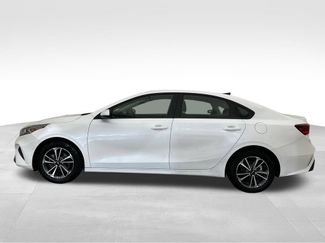 Used 2024 Kia Forte LXS FWD video 2