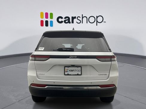 Used 2023 Jeep Grand Cherokee Limited image 4