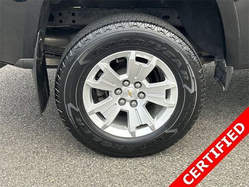 Used 2017 Chevrolet Colorado LT w/ LT Convenience Package image 12