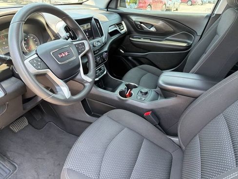 Used 2023 GMC Terrain SLE w/ Driver Convenience Package FWD image 17