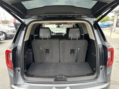 Used 2020 GMC Acadia Denali w/ Denali Ultimate Package AWD/4WD image 23