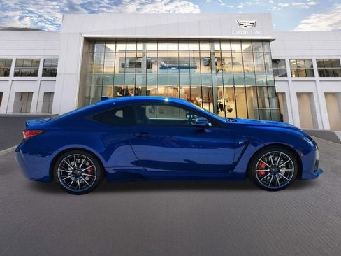 Used 2022 Lexus RC F w/ Premium Package RWD image 4