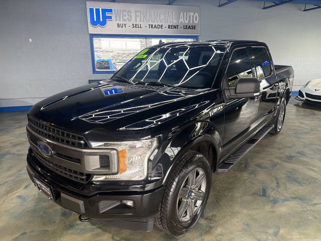 Used 2020 Ford F150 XLT w/ Equipment Group 302A Luxury AWD/4WD image 6