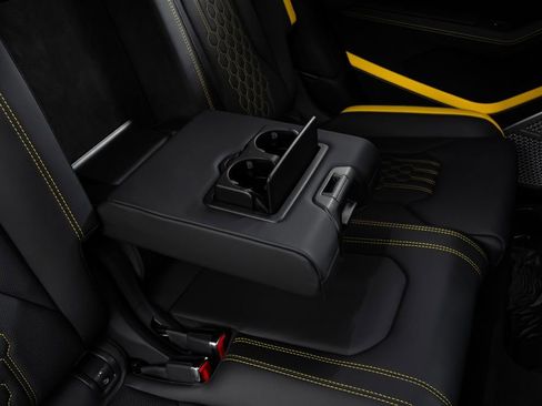 Used 2023 Lamborghini Urus Performante image 46