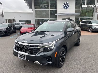 Used 2024 Kia Seltos EX
