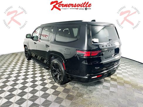 New 2025 Jeep Wagoneer Series II w/ Convenience Group I image 6