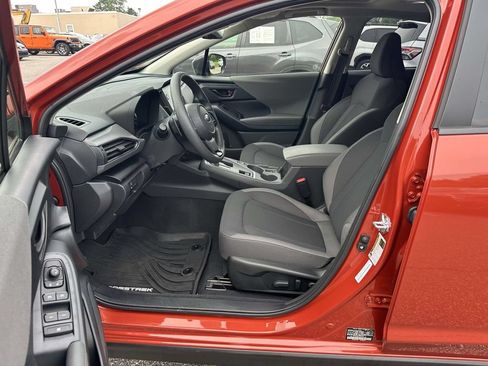 Certified 2025 Subaru Crosstrek 2.5i Premium AWD/4WD image 16