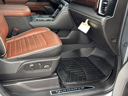 Certified 2024 GMC Sierra 2500 Denali Ultimate w/ Max Trailering Package image 22