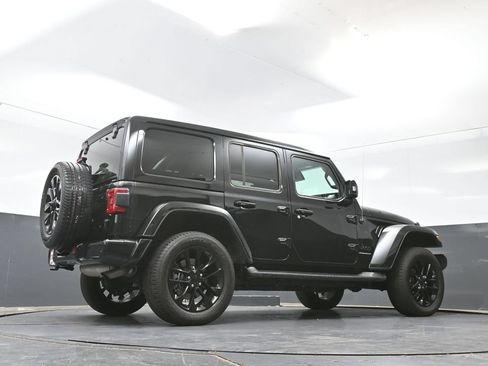 Used 2023 Jeep Wrangler Unlimited Sahara AWD/4WD image 49
