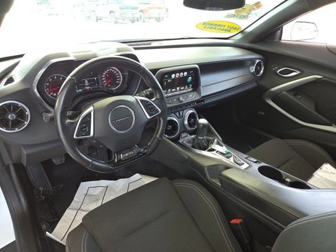 Used 2017 Chevrolet Camaro LS image 82