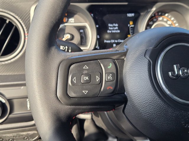 Used 2024 Jeep Gladiator Rubicon w/ Technology Group AWD/4WD image 28