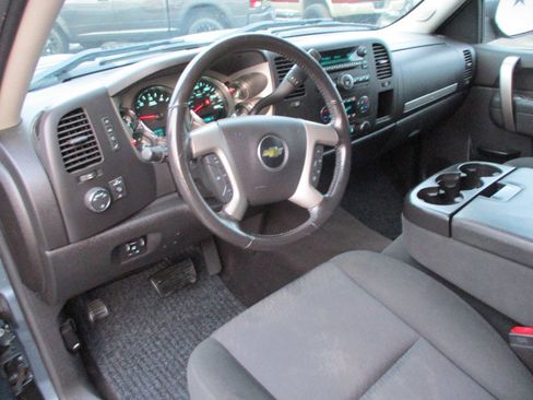 Used 2013 Chevrolet Silverado 2500 LT w/ Interior Plus Package image 32