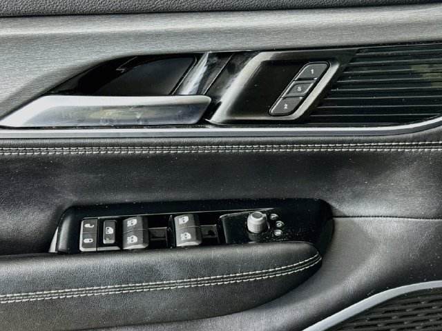 Used 2022 Jeep Wagoneer Series I AWD/4WD image 22