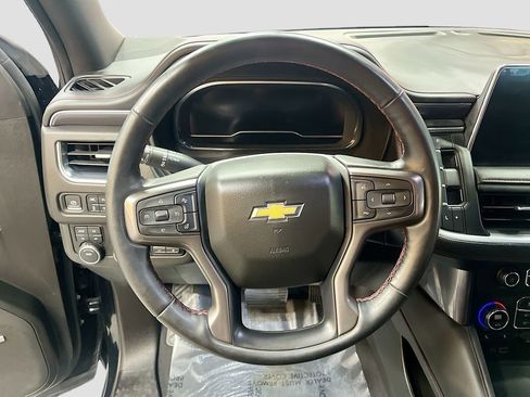 Used 2024 Chevrolet Suburban RST w/ Sport Performance Package AWD/4WD image 11