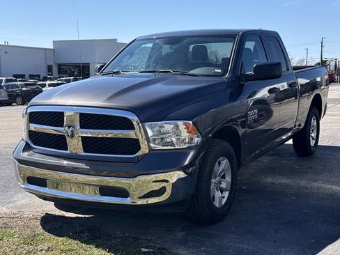 Used 2024 RAM 1500 Classic SLT image 3