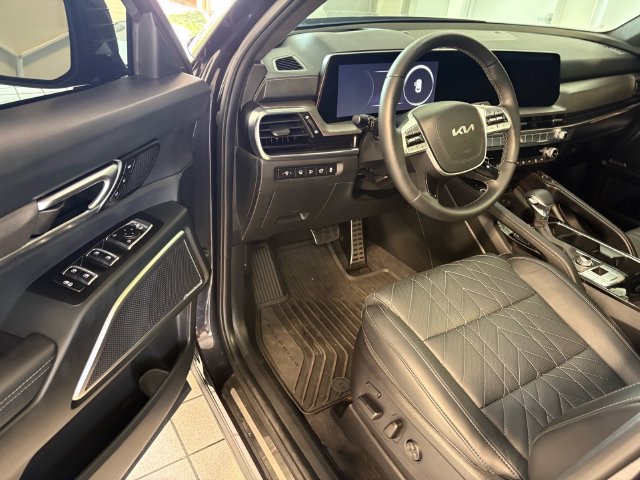 Used 2025 Kia Telluride SX Prestige X-Line AWD/4WD image 8