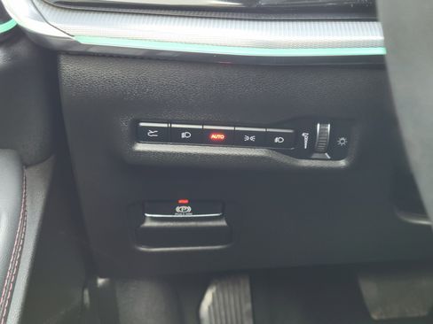 Used 2024 Jeep Wagoneer Launch Edition image 8