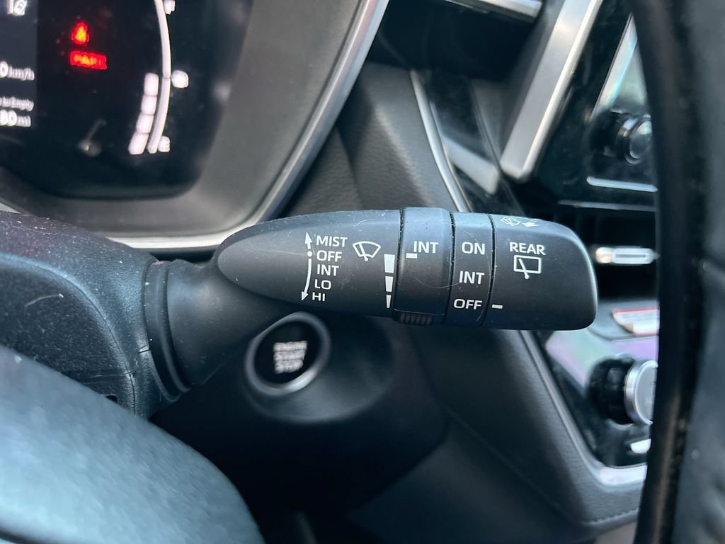 Used 2023 Toyota Corolla Cross XLE AWD/4WD image 20