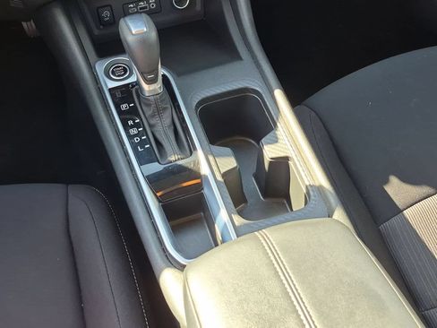 Used 2025 Nissan Sentra SV FWD image 24