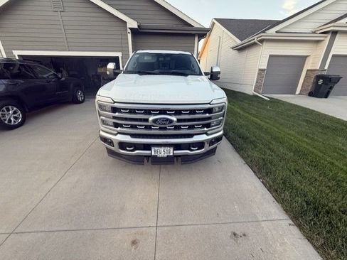 Used 2024 Ford F250 Lariat w/ Chrome Package AWD/4WD image 2