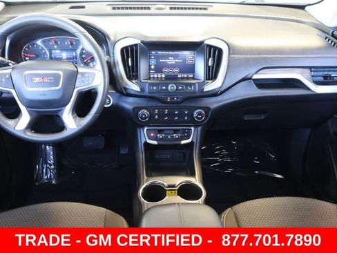 Certified 2024 GMC Terrain SLE w/ Elevation Edition FWD image 17