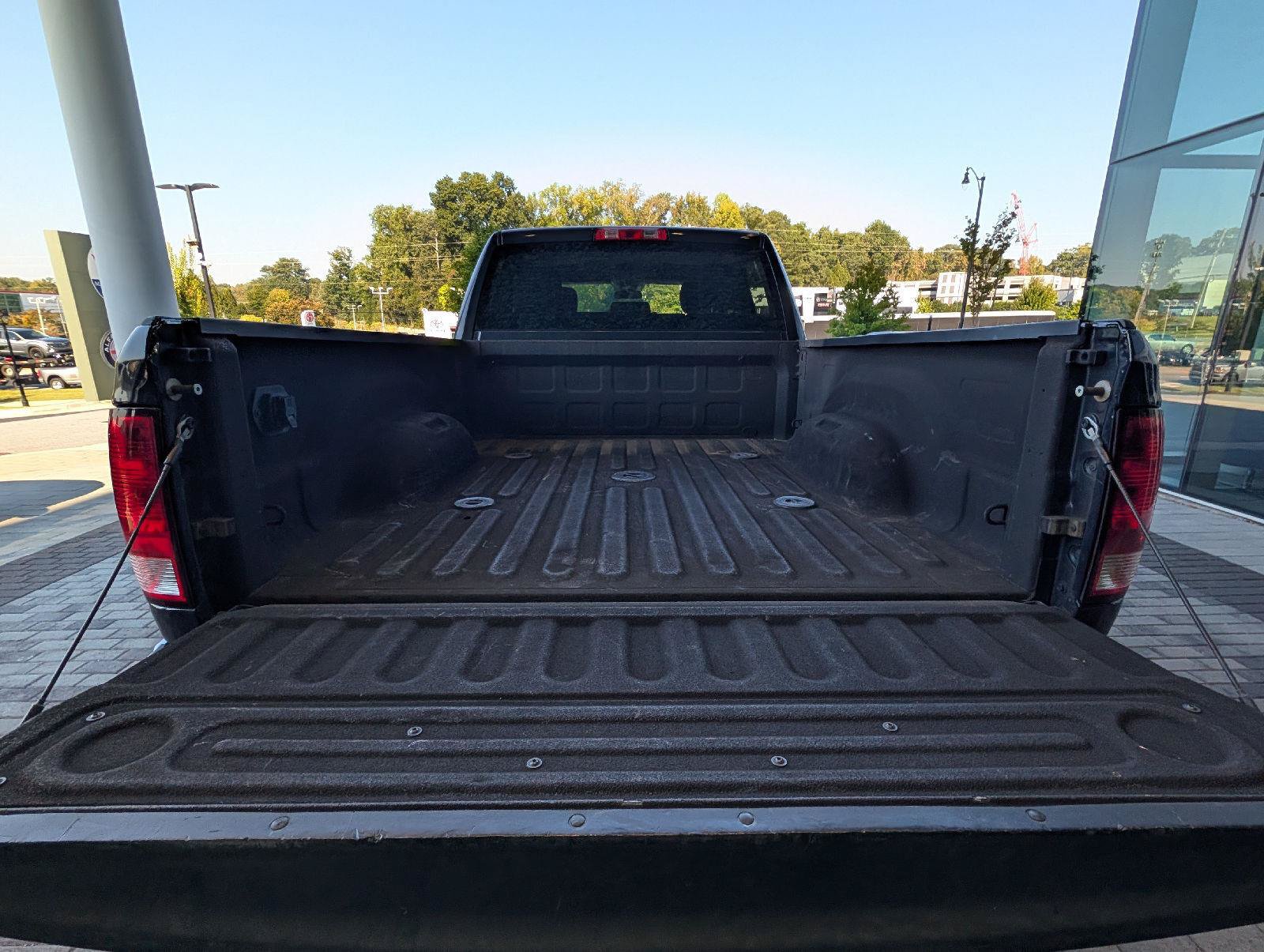 Used 2017 RAM 2500 Tradesman w/ Chrome Appearance Group AWD/4WD image 15