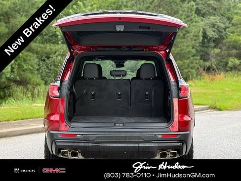 Used 2024 GMC Acadia AT4 w/ Luxury Package AWD/4WD image 16
