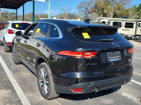 Used 2017 Jaguar F-PACE Prestige image 10