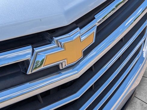 Used 2019 Chevrolet Equinox Premier FWD image 10