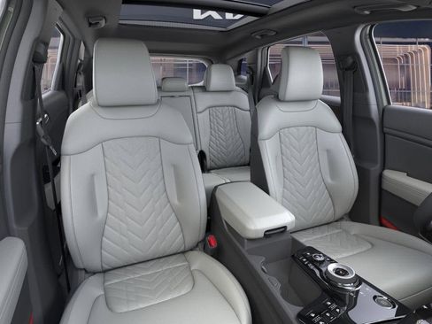 New 2025 Kia Sportage X-Line Prestige image 15