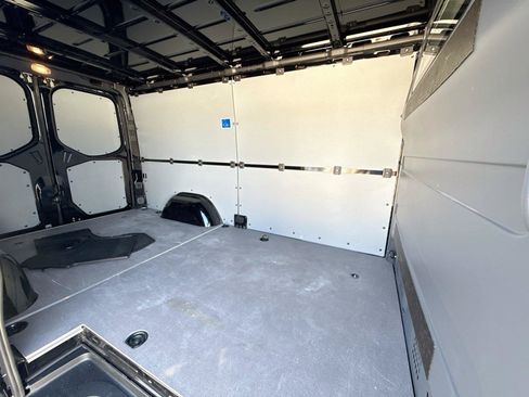Used 2026 Mercedes-Benz Sprinter 2500 image 8