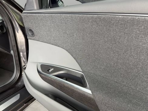 Used 2024 Lucid Air Touring AWD/4WD image 18