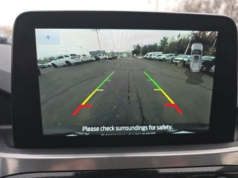 Certified 2022 Ford Escape Titanium image 16