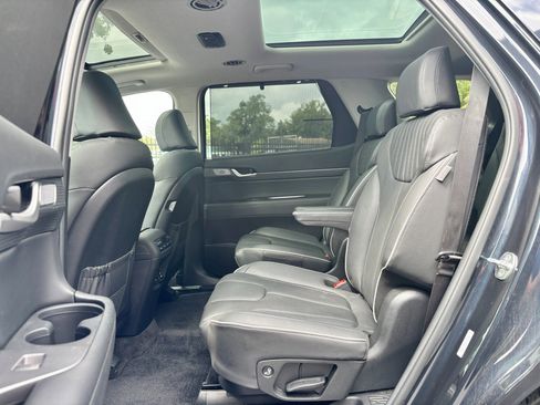 Used 2024 Hyundai Palisade Limited FWD image 28