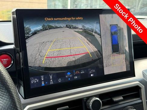 Used 2024 Toyota Tacoma TRD Off-Road AWD/4WD image 24