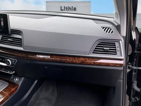 Used 2018 Audi Q5 2.0T Premium Plus w/ Premium Plus Package image 24