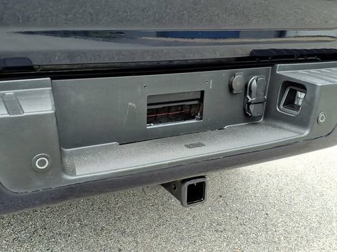 Used 2024 Ford F150 Lariat AWD/4WD image 11