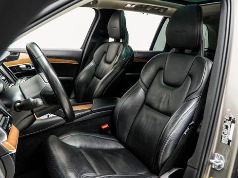 Used 2020 Volvo XC90 T8 Inscription image 35