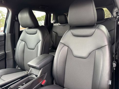 New 2026 Jeep Compass Latitude AWD/4WD image 20